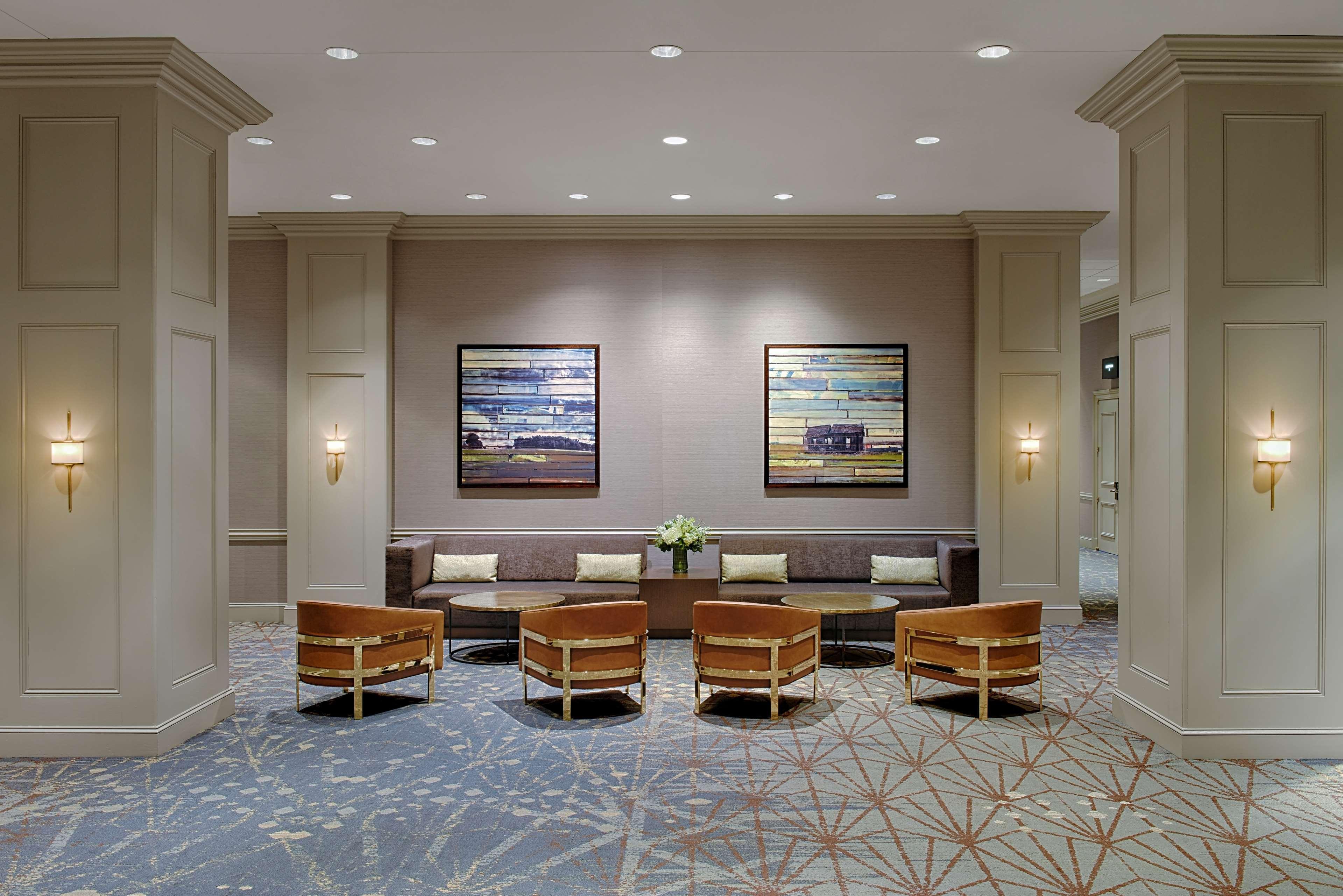Hilton Minneapolis Exterior foto