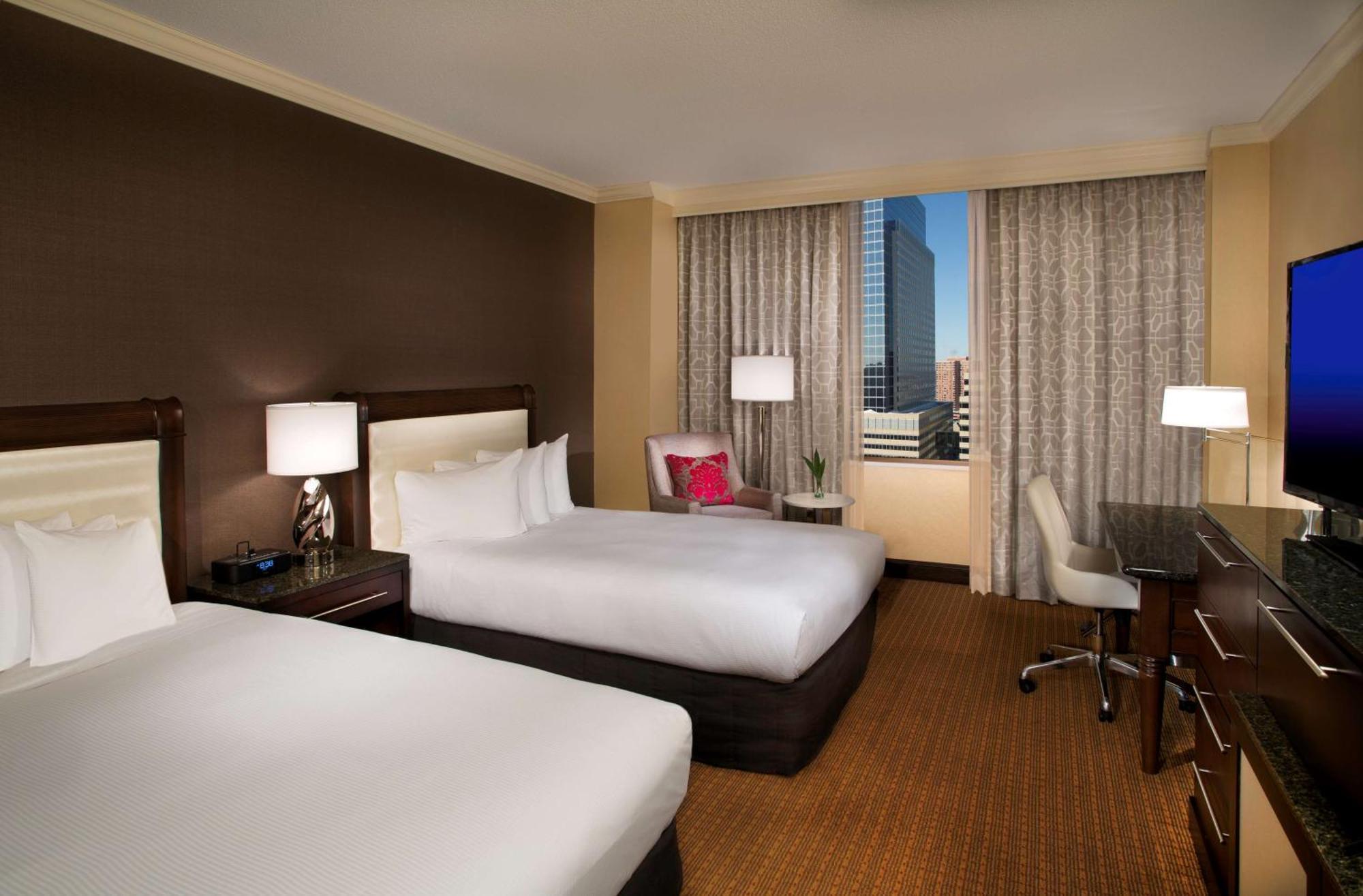 Hilton Minneapolis Exterior foto